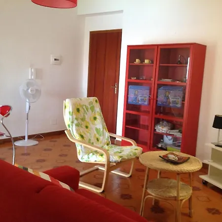 Apartman In Marina: A Step Away From The Sea And From The Center! *