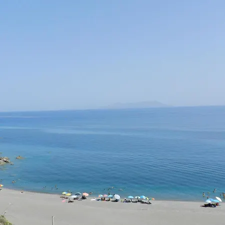 Appartamento In Marina: A Step Away From The Sea And From The Center!